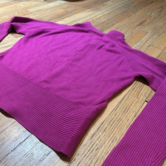 Obermeyer 1947 Signature Pink purple Ski Sweater L - Picture 6 of 6